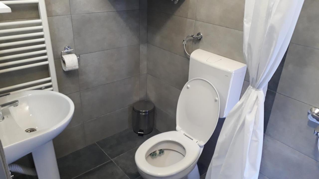 Apartments Pandora 雅戈丁那 外观 照片