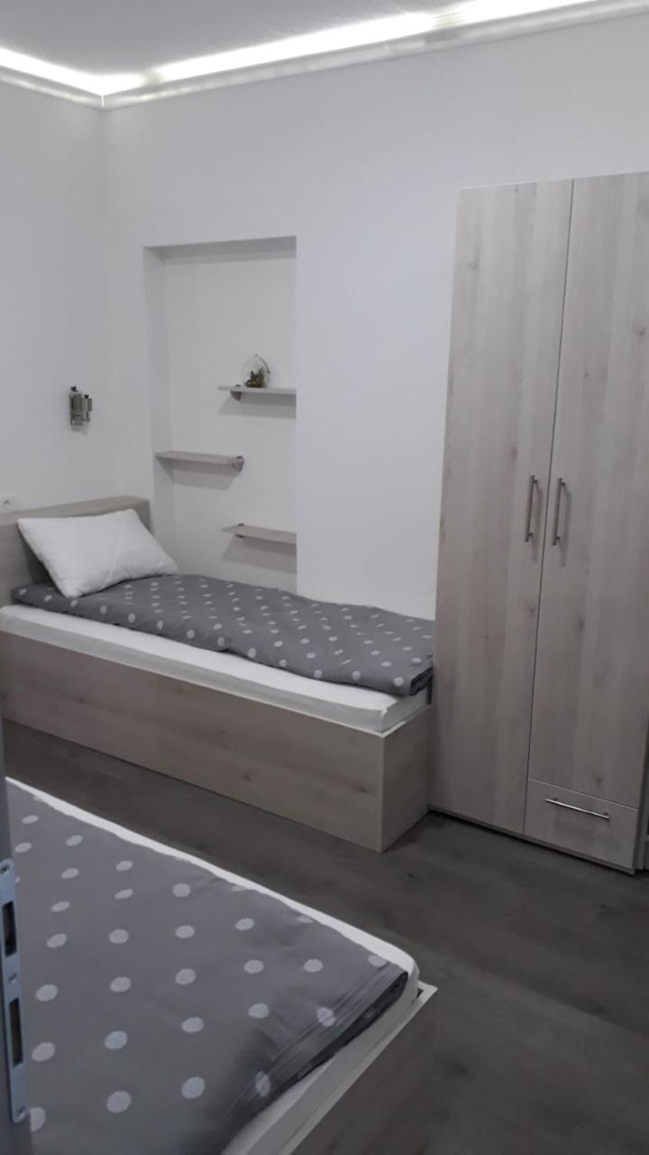 Apartments Pandora 雅戈丁那 外观 照片